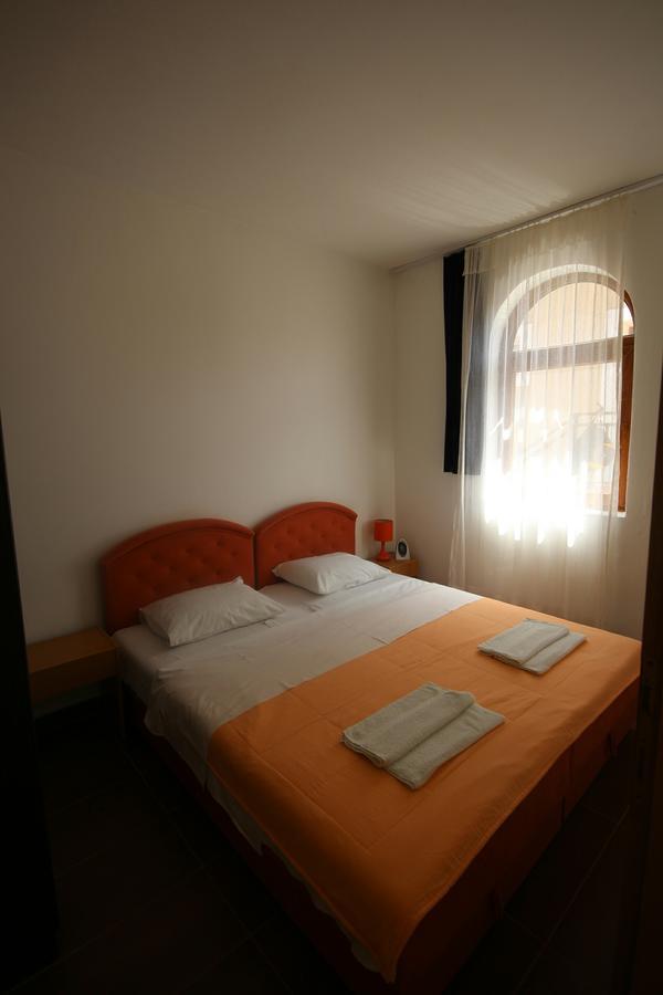 Apartments Olga Virpazar Exterior photo